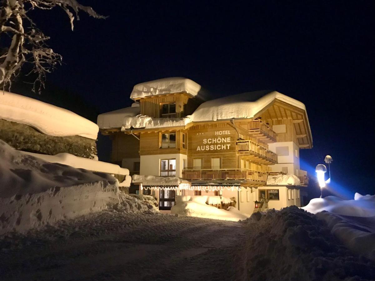 Hotel Schoene Aussicht Kartitsch Exteriör bild