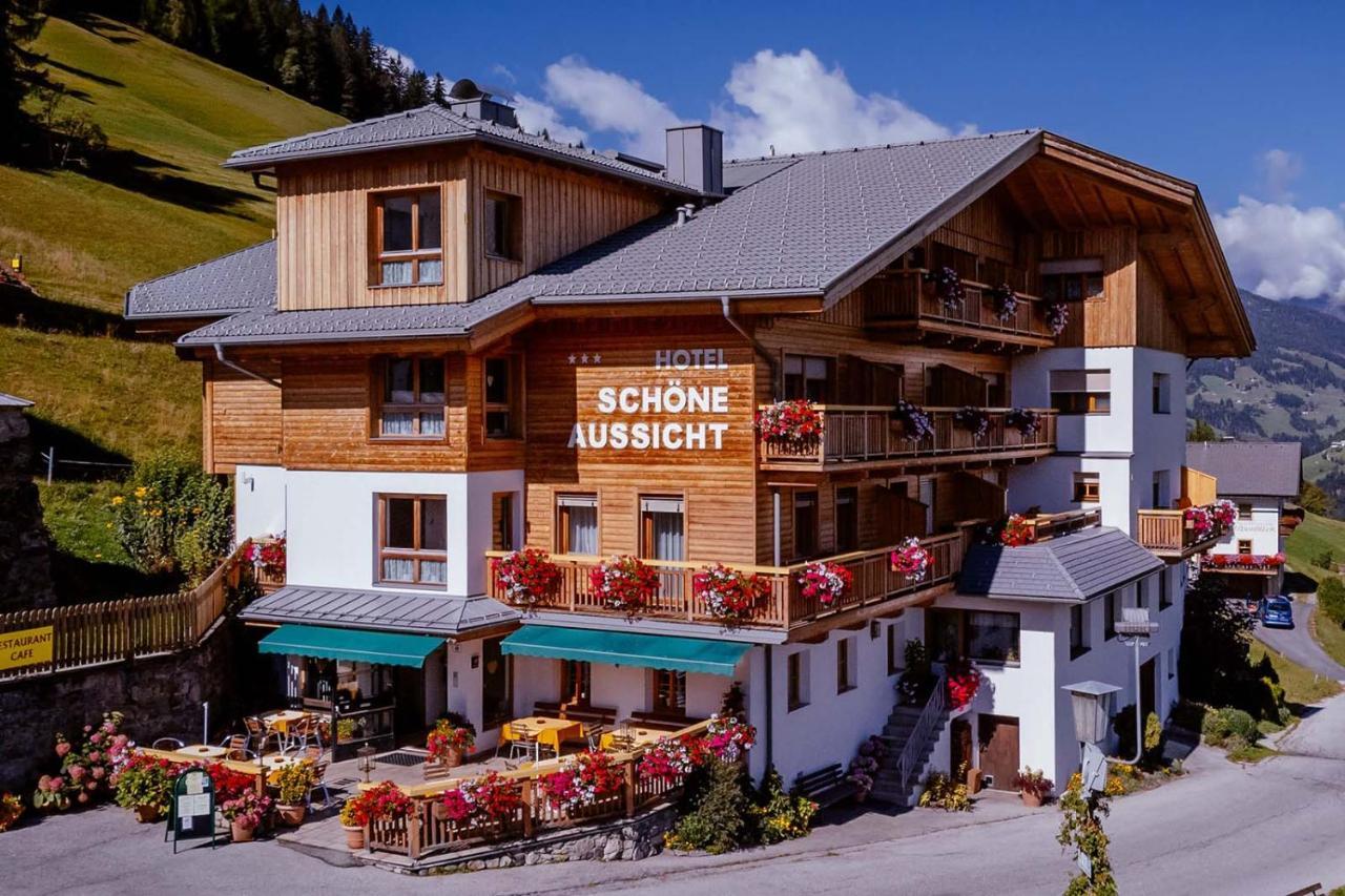 Hotel Schoene Aussicht Kartitsch Exteriör bild